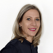 Logo/Portrait: Freie Fotografin Bettina Meister Logo/Portrait: Freie Fotografin Bettina Meister