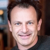 Logo/Portrait: Fotograf Dirk Ossig Logo/Portrait: Fotograf Dirk Ossig