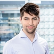 Logo/Portrait: Fotograf Marco Franzese Logo/Portrait: Fotograf Marco Franzese