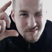 Logo/Portrait: Fotograf Gereon Holtschneider Logo/Portrait: Fotograf Gereon Holtschneider