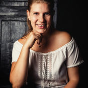 Logo/Portrait: Fotograf Heike Herden Logo/Portrait: Fotograf Heike Herden
