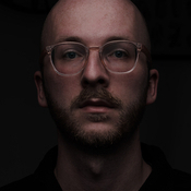 Logo/Portrait: Fotograf Konstantin Weber