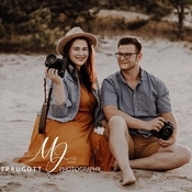 Logo/Portrait: Fotograf Marian Traugott Logo/Portrait: Fotograf Marian Traugott