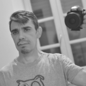 Logo/Portrait: Fotograf Enrico Kendl Logo/Portrait: Fotograf Enrico Kendl
