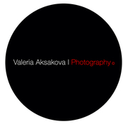 Logo/Portrait: Fotograf Valeria Aksakova Fotograf