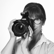 Logo/Portrait: Fotograf Mareike Daennart Logo/Portrait: Fotograf Mareike Daennart