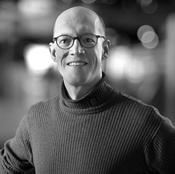 Logo/Portrait: Fotograf Gero Gröschel Logo/Portrait: Fotograf Gero Gröschel