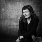 Logo/Portrait: Fotograf Sandra Schneider Logo/Portrait: Fotograf Sandra Schneider