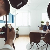 Logo/Portrait: Fotograf Alexander Erdlei Logo/Portrait: Fotograf Alexander Erdlei