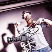 Logo/Portrait: Fotograf Jürgen Schmieding Logo/Portrait: Fotograf Jürgen Schmieding