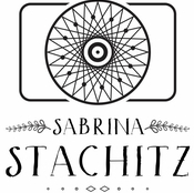 Logo/Portrait: Fotograf SABRINA STACHITZ 