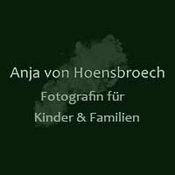 Logo/Portrait: Fotograf Anja von Hoensbroech 