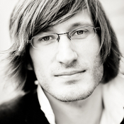 Logo/Portrait: Fotograf Stefan Roehl Logo/Portrait: Fotograf Stefan Roehl