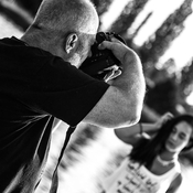 Logo/Portrait: Fotograf Mike Stone Logo/Portrait: Fotograf Mike Stone