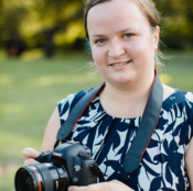 Logo/Portrait: Fotograf Kathleen Luckert Logo/Portrait: Fotograf Kathleen Luckert