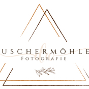 Logo/Portrait: Fotograf D. Buschermöhle Fotografie