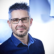Logo/Portrait: Fotografie Viktor Wedel Logo/Portrait: Fotografie Viktor Wedel