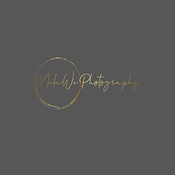 Logo/Portrait: Fotograf MelaWe Photography