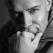 Logo/Portrait: Fotograf Norbert Schüller Logo/Portrait: Fotograf Norbert Schüller