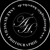 Logo/Portrait: Fotodesigner ANKÉ HUNSCHA
