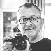 Logo/Portrait: Fotograf Pit Fischer - Hochzeiten Logo/Portrait: Fotograf Pit Fischer - Hochzeiten